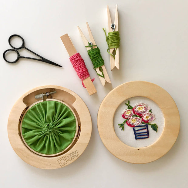 Circle Modern Embroidery Hoop Frames