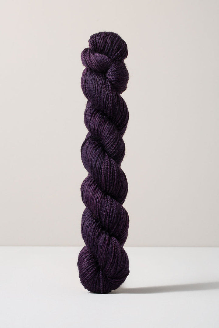 16 Fingering Yarn by Urth Yarns (Extrafine Merino)