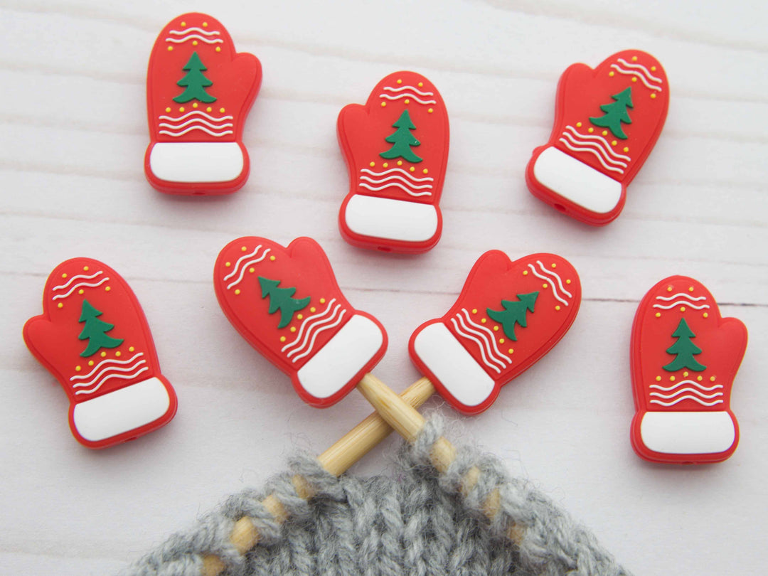 Christmas Mittens | Stitch Stoppers Knitting Notions