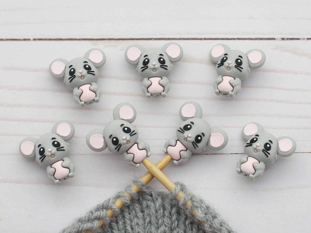Little Mouse | Stitch Stoppers Knitting Notions