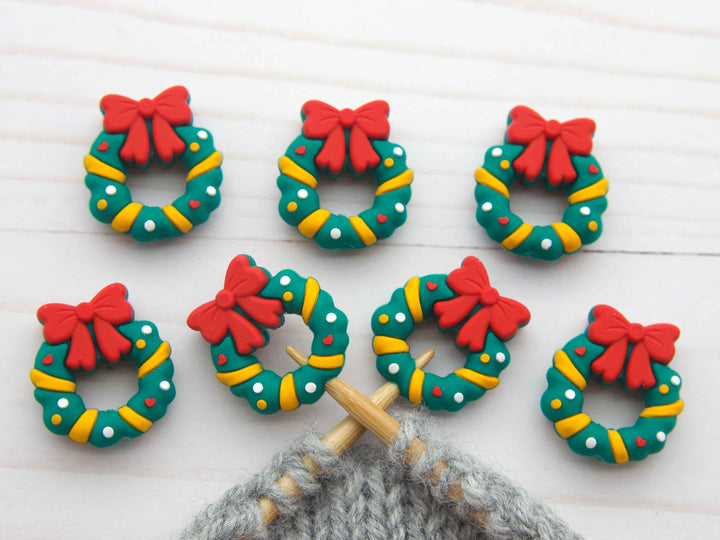 Christmas Wreath | Stitch Stoppers