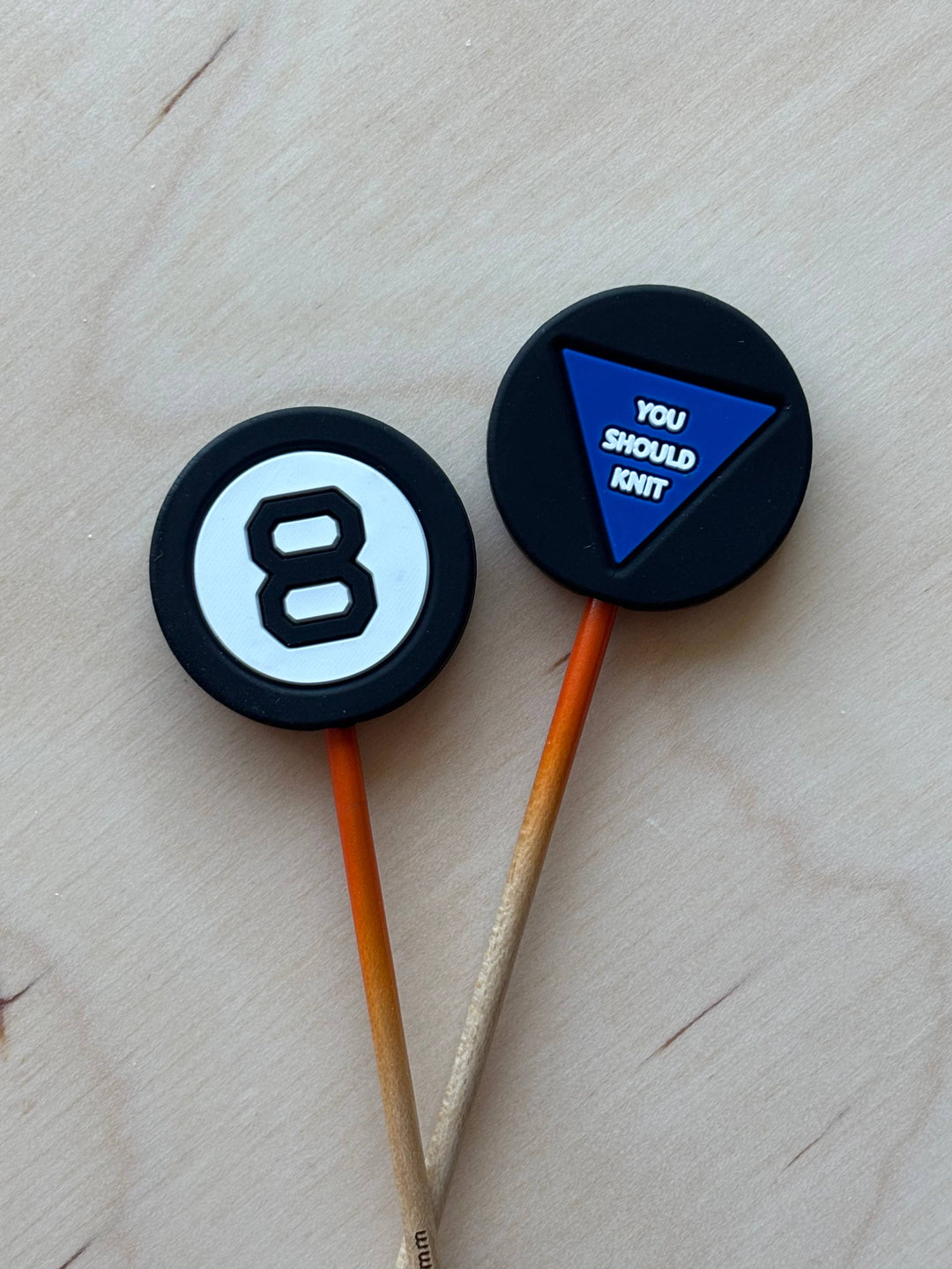 *Exclusive* Knitting Needle Point Protector Magic 8 Ball