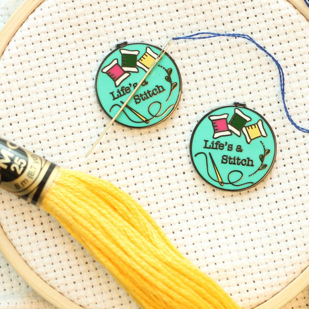 Life's a stitch Magnetic Needle Minder