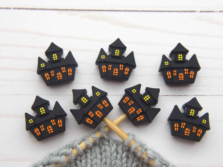 Halloween House | Stitch Stoppers Knitting Notions