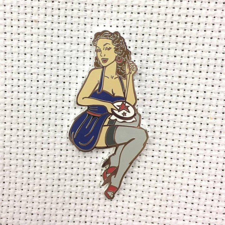 Stitching Vintage Pinup Needle Minder - Black Finish