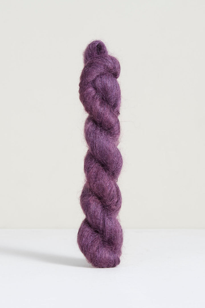 Bonmoher Yarn by Urth Yarns (Extrafine Merino)
