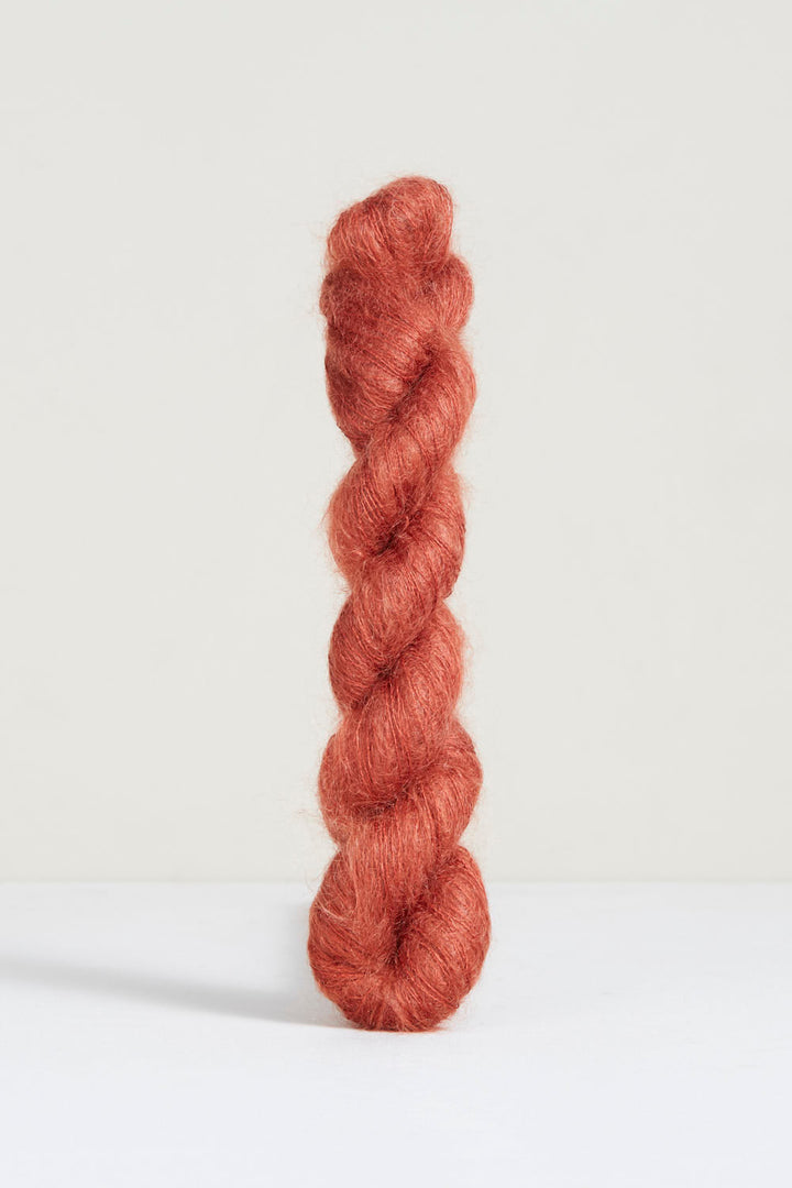 Bonmoher Yarn by Urth Yarns (Extrafine Merino)