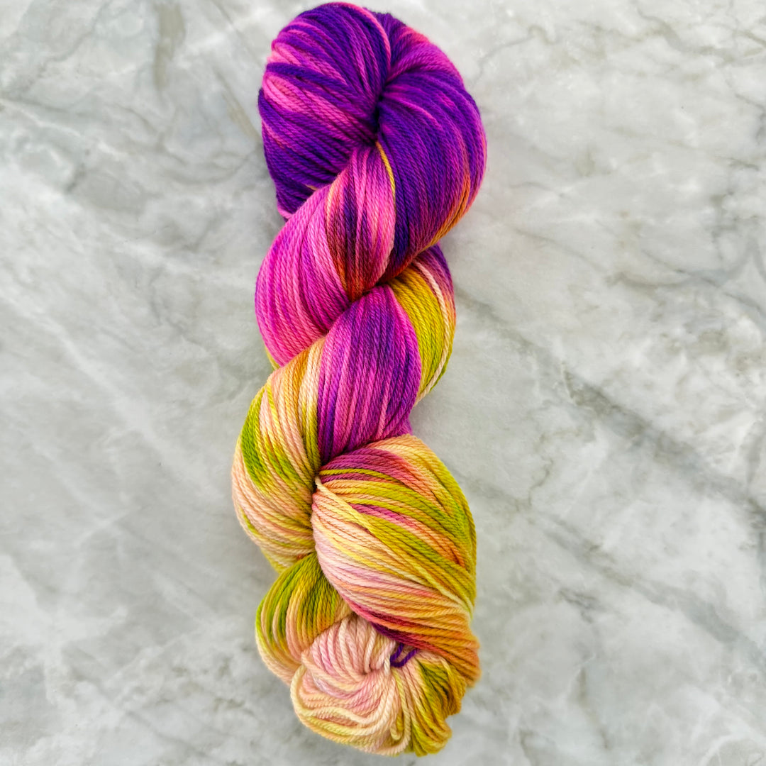 Ceil yarn in Electric Muzak