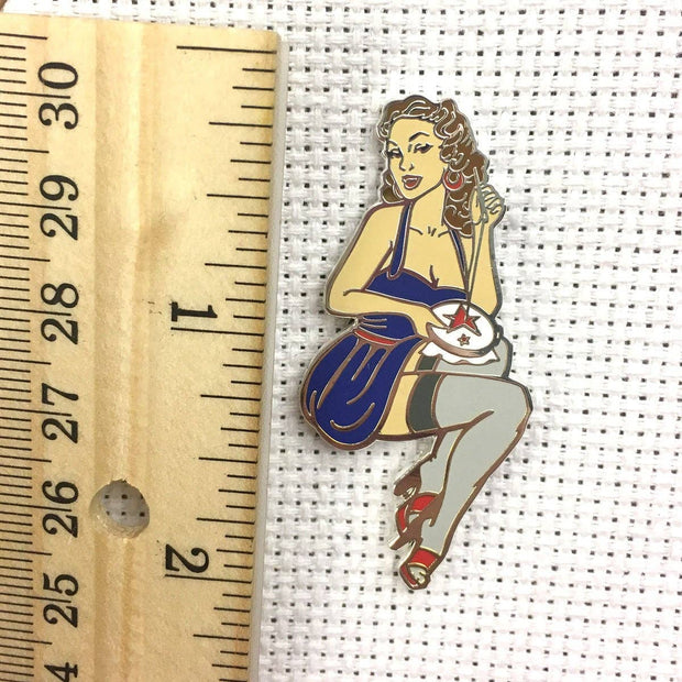 Stitching Vintage Pinup Needle Minder - Black Finish