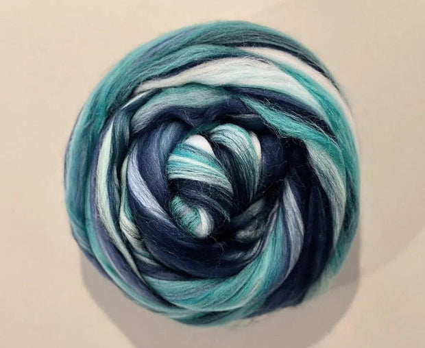 Merino Wool Blend Roving by the Ounce - Sea Breeze