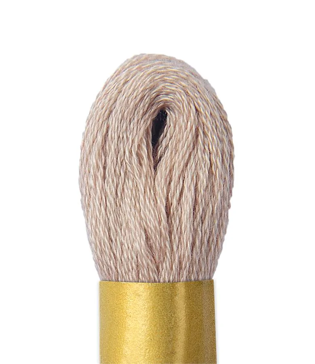 Maxi Mouline Embroidery Floss Color 925 by Circulo