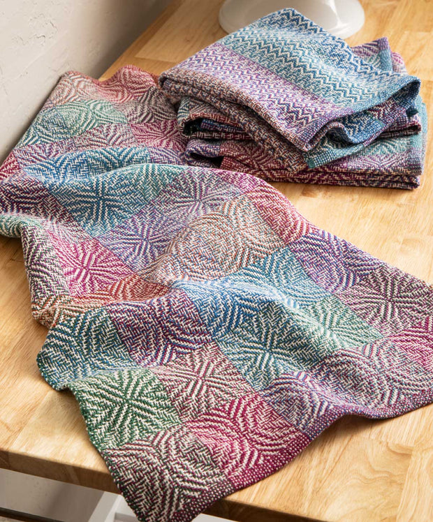 Handwoven Magazine Fall 2025, Volume XLVIII Number 8