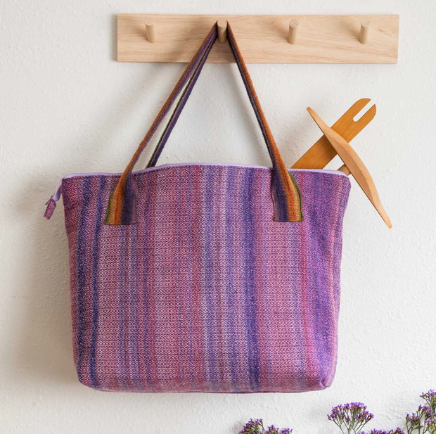 Spin Off - the Art & Craft of Spinning Yarn - Spring 2025 - Vol. XLVIV No. 5