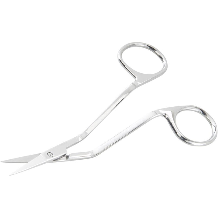 Double-curved trimmers are smaller in size for getting into hard to reach areas. Hand stays parallel to fabric.