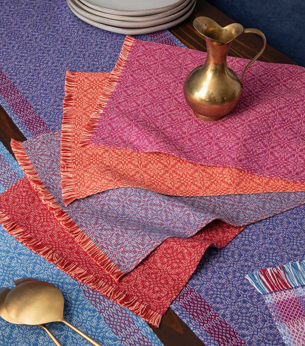 Handwoven Magazine January/February 2022, Volume XLIII, Number 1