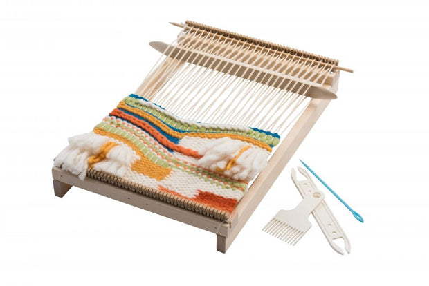 Schacht Lilli Loom - On the go tapestry weaving