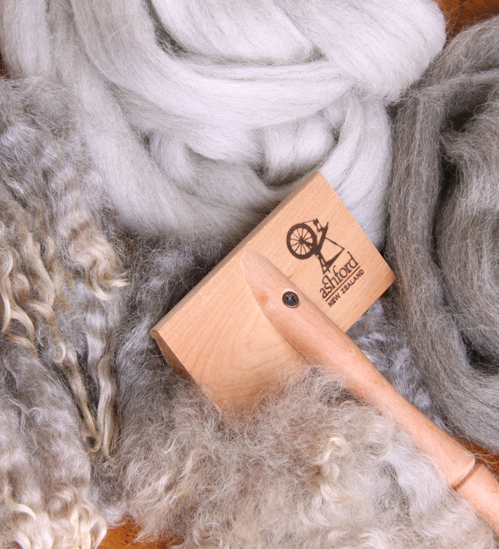 Ashford Flick Carder 72 PPSI - long handle