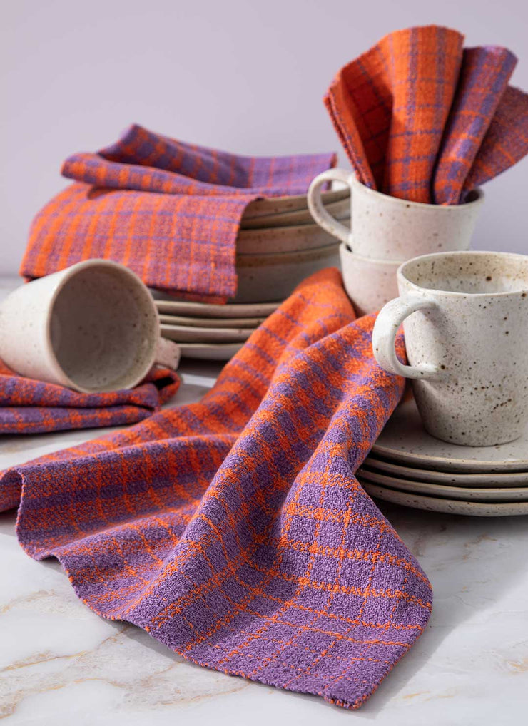 Handwoven Magazine May/June 2022, Volume XLIII, Number 3
