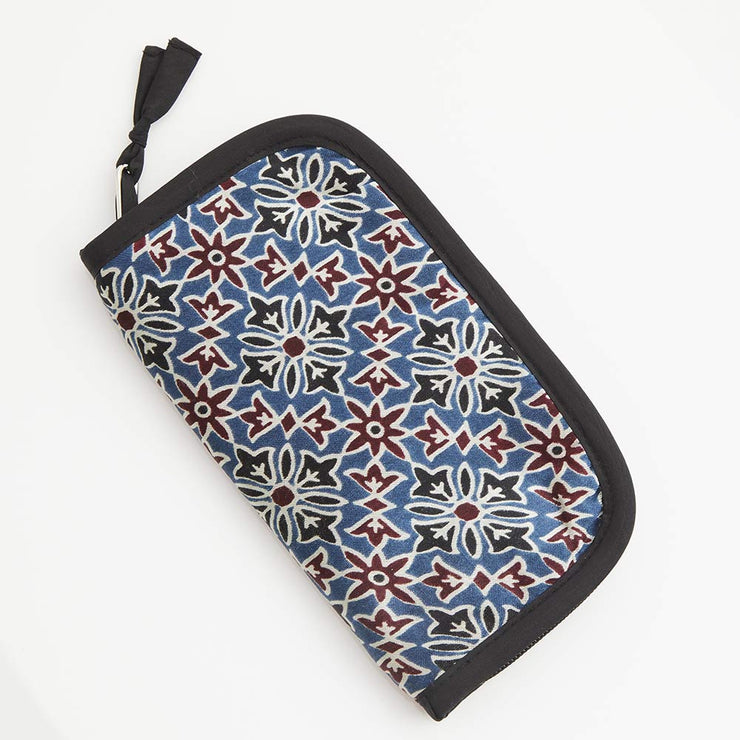 Knit Aid Case
