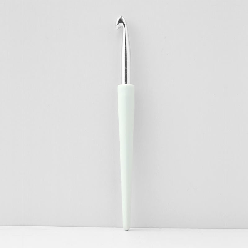 Waves Single Ended Silver Crochet Hook by Knitter&